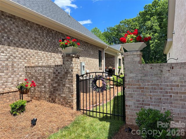 5124 Silver Trace Lane, Denver, NC 28037