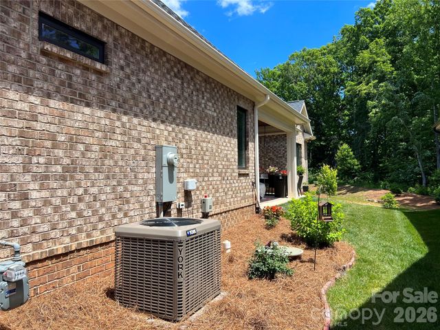 5124 Silver Trace Lane, Denver, NC 28037