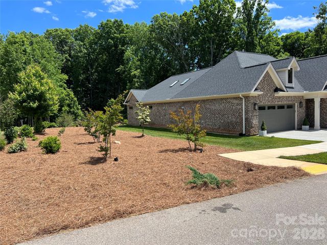5124 Silver Trace Lane, Denver, NC 28037
