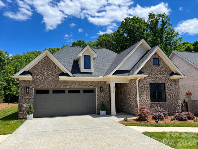 5124 Silver Trace Lane, Denver, NC 28037