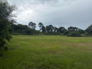 2520 SE Melaleuca Boulevard, Port St Lucie, FL 34952