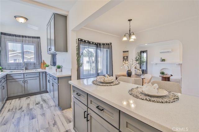 8110 S Denker, Los Angeles, CA 90047