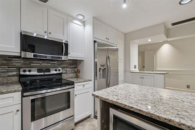 1 BEACH DRIVE SE 2008, St Petersburg, FL 33701