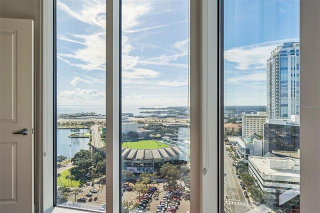 1 BEACH DRIVE SE 2008, St Petersburg, FL 33701