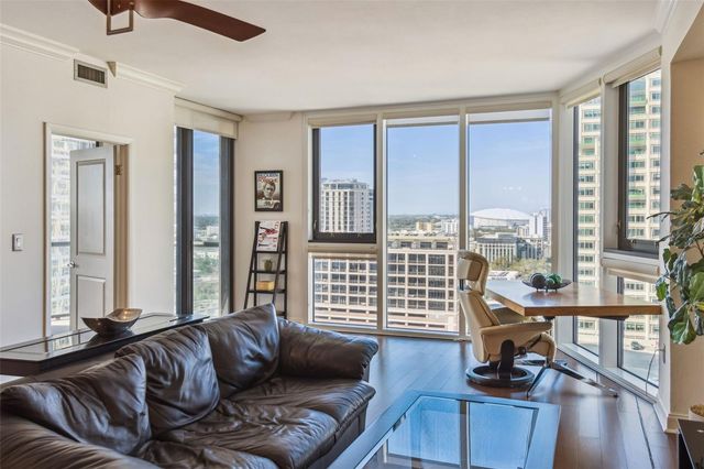 1 BEACH DRIVE SE 2008, St Petersburg, FL 33701