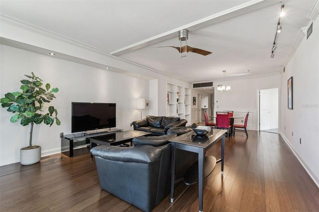 1 BEACH DRIVE SE 2008, St Petersburg, FL 33701