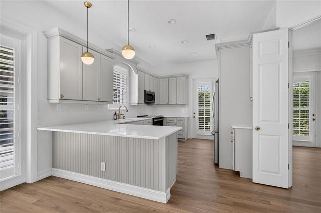 440 CLARENDON AVENUE, Winter Park, FL 32789