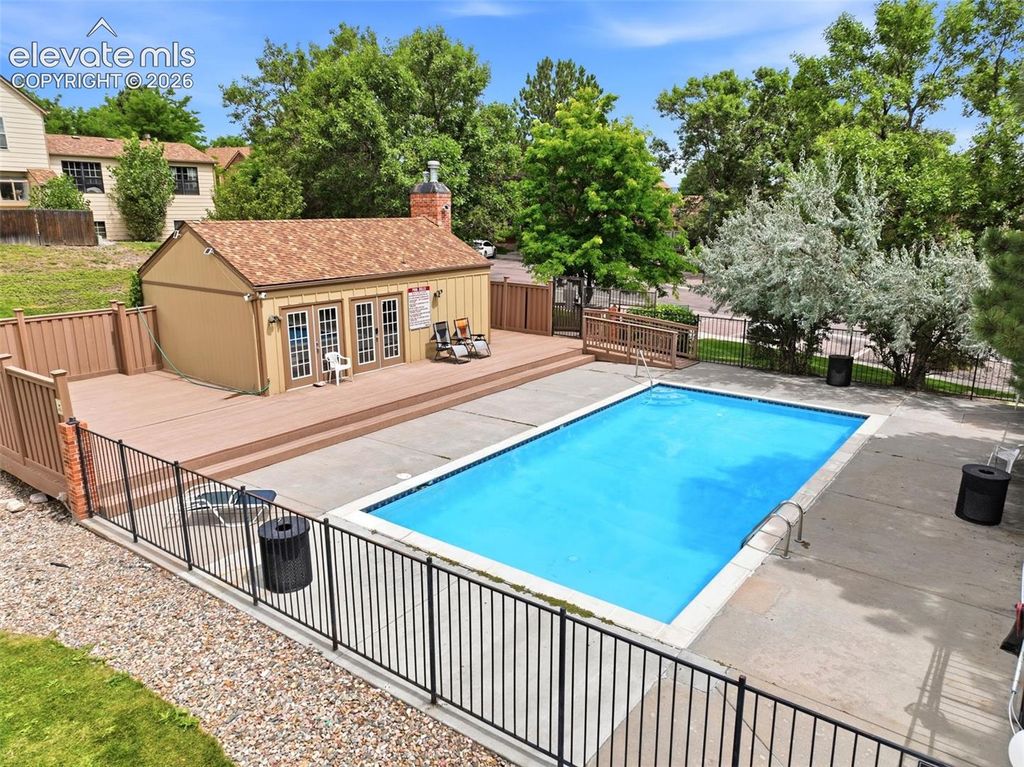 6738 Overland Drive, Colorado Springs, CO 80919 — exterior