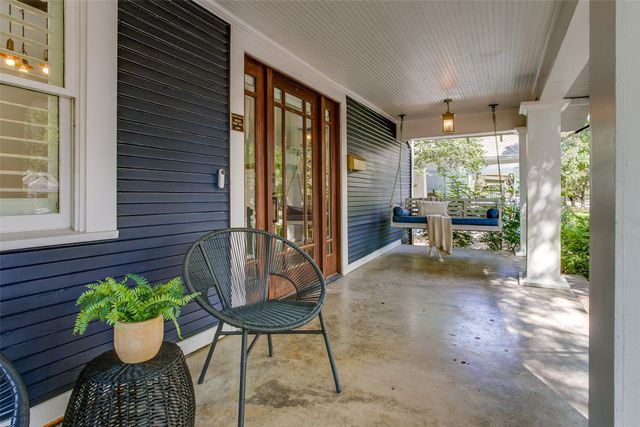 219 N Willomet Avenue, Dallas, TX 75208