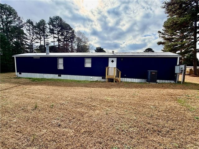 303 Trail Court Court, Williamston, SC 29697
