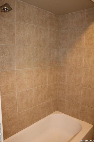 66 Brees Blvd Apt 51, San Antonio, TX 78209