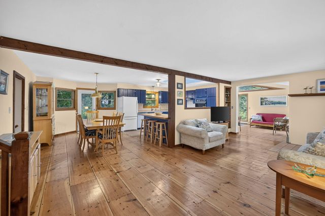 43 Heather Lane, North Falmouth, MA 02556