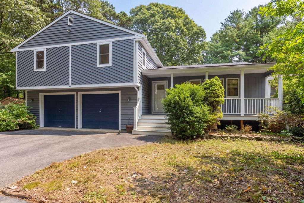 43 Heather Lane, North Falmouth, MA 02556