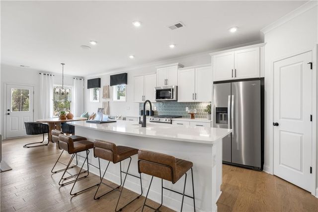 6090 Marigold Way, Atlanta, GA 30349