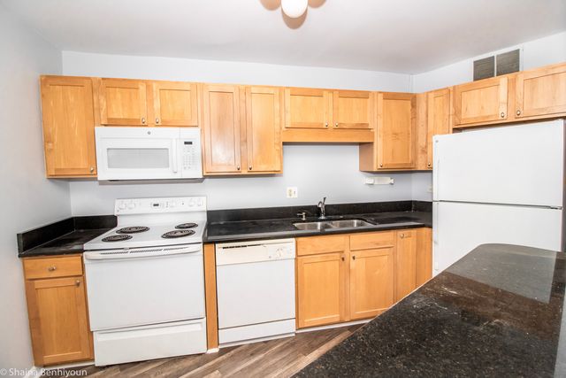 211 E Ohio Street 2515, Chicago, IL 60611