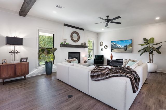 3 Eagle Cove, Maumelle, AR 72113