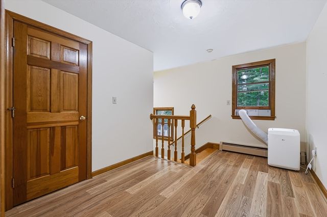 66 N High St, Foxboro, MA 02035