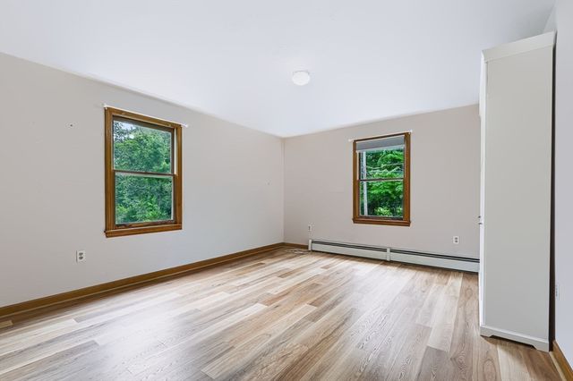 66 N High St, Foxboro, MA 02035