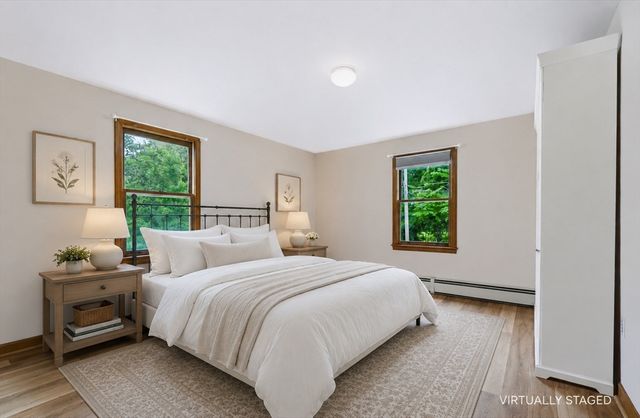 66 N High St, Foxboro, MA 02035