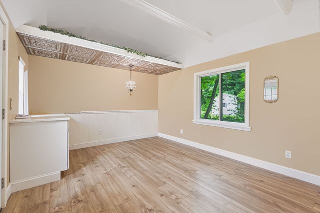66 N High St, Foxboro, MA 02035
