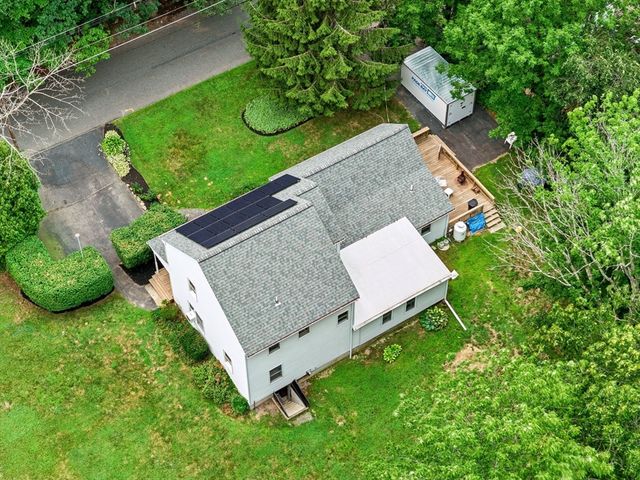 66 N High St, Foxboro, MA 02035