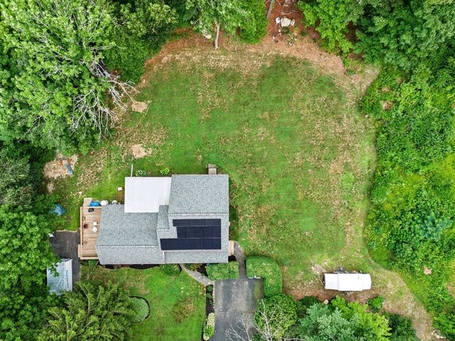 66 N High St, Foxboro, MA 02035