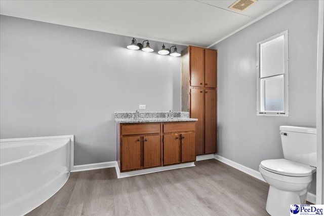 1049 Sawyer Road, Marion, SC 29571