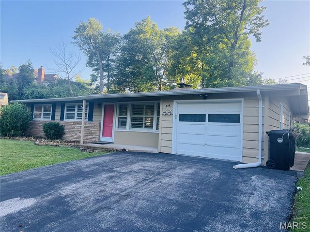 615 Crest Court, Kirkwood, MO 63122