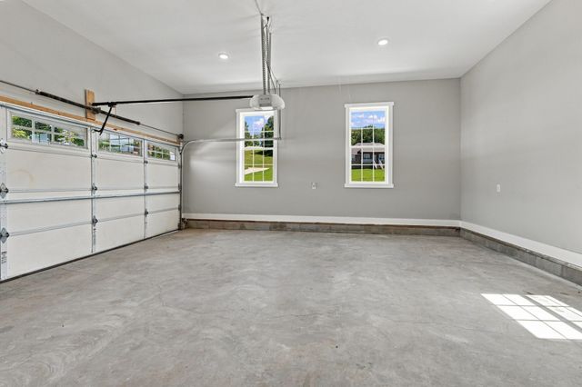 630 Bridle Path Ln, Hartsville, TN 37074