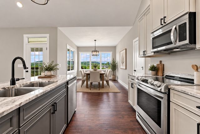 630 Bridle Path Ln, Hartsville, TN 37074