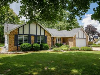 8468 Rondale Drive, Grand Blanc, MI 48439