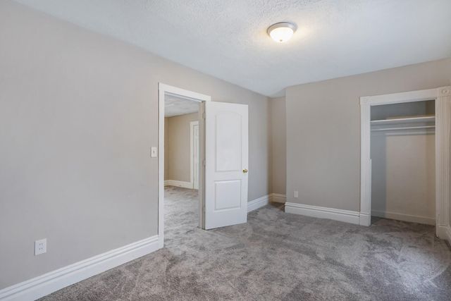 429 Laurel Street SW, Grand Rapids, MI 49503