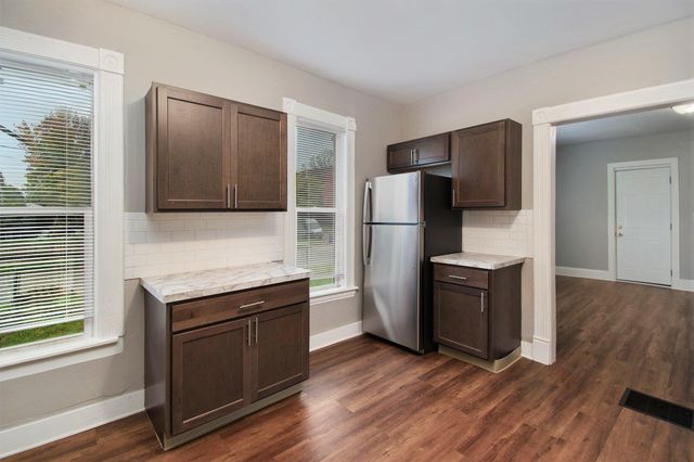 429 Laurel Street SW, Grand Rapids, MI 49503