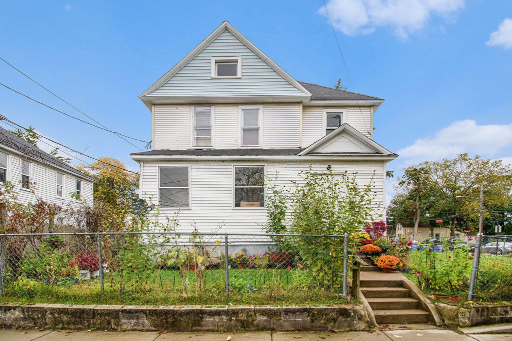 429 Laurel Street SW, Grand Rapids, MI 49503