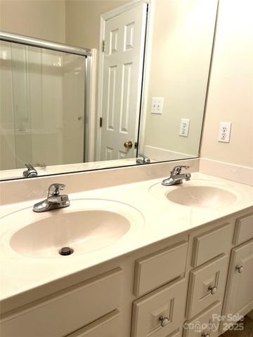 105 Winding Creek Drive, Morganton, NC 28655