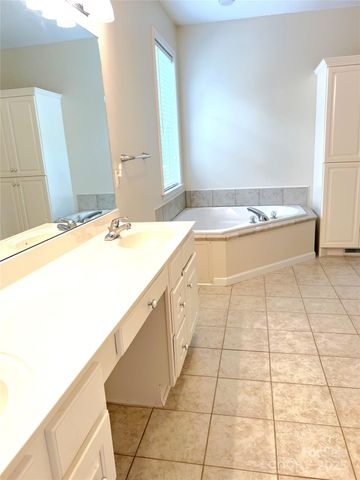 105 Winding Creek Drive, Morganton, NC 28655