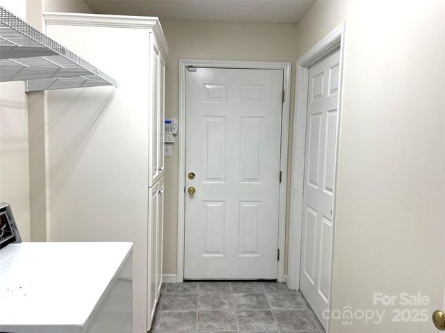 105 Winding Creek Drive, Morganton, NC 28655