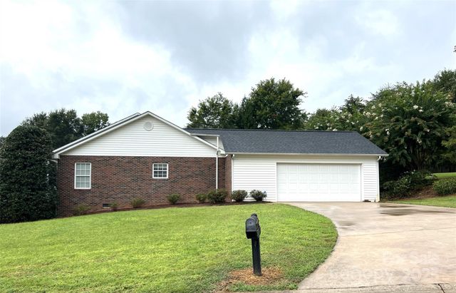 105 Winding Creek Drive, Morganton, NC 28655