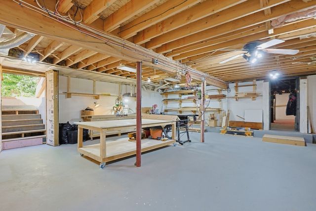 509 Ashby State Rd, Fitchburg, MA 01420