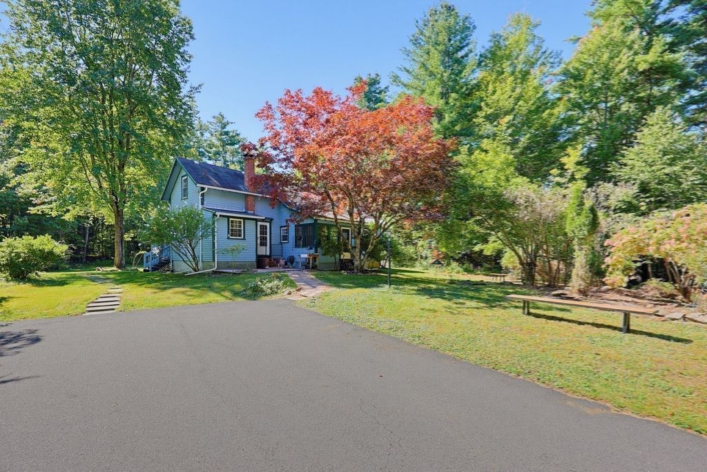 509 Ashby State Rd, Fitchburg, MA 01420