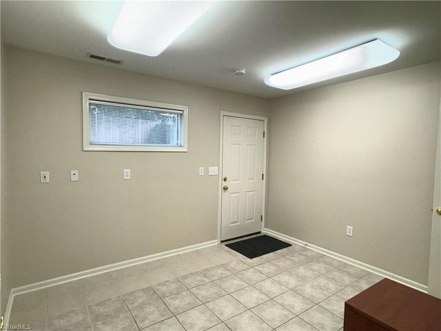 510 W Center Street, Lexington, NC 27292