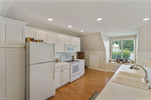 510 W Center Street, Lexington, NC 27292