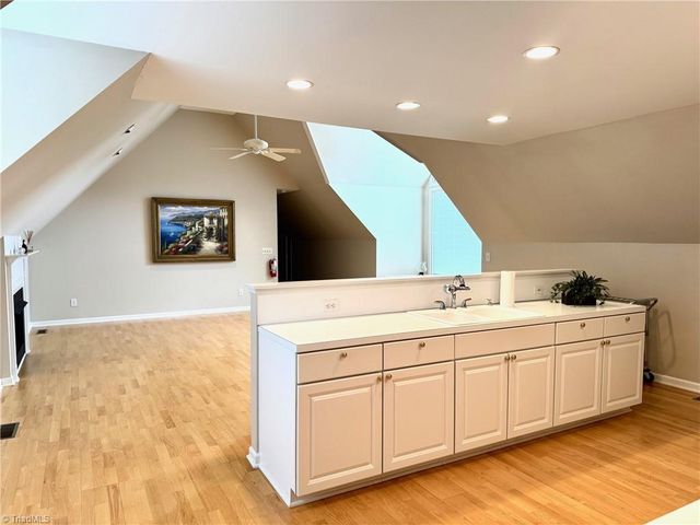 510 W Center Street, Lexington, NC 27292