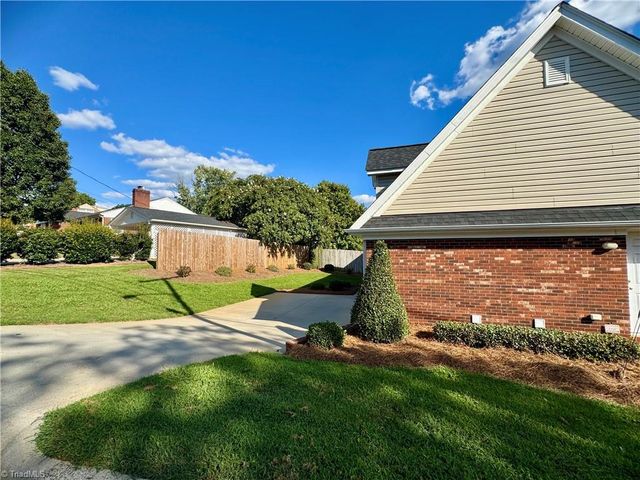 510 W Center Street, Lexington, NC 27292