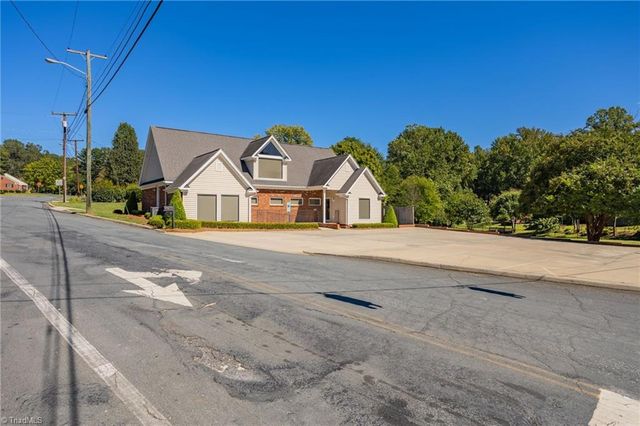 510 W Center Street, Lexington, NC 27292