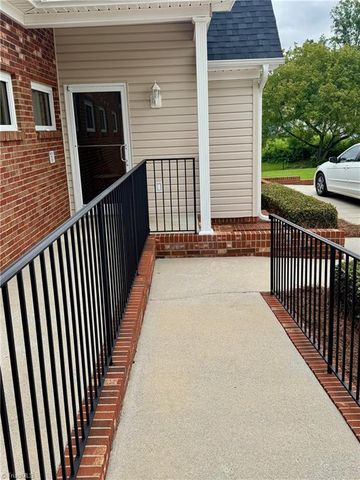 510 W Center Street, Lexington, NC 27292