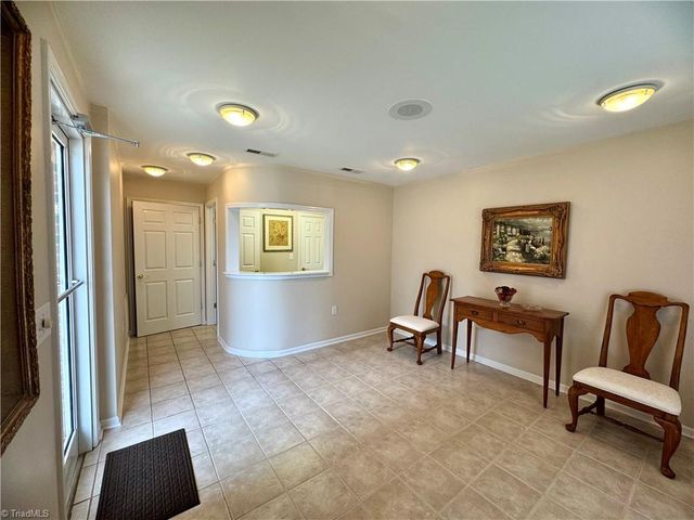 510 W Center Street, Lexington, NC 27292