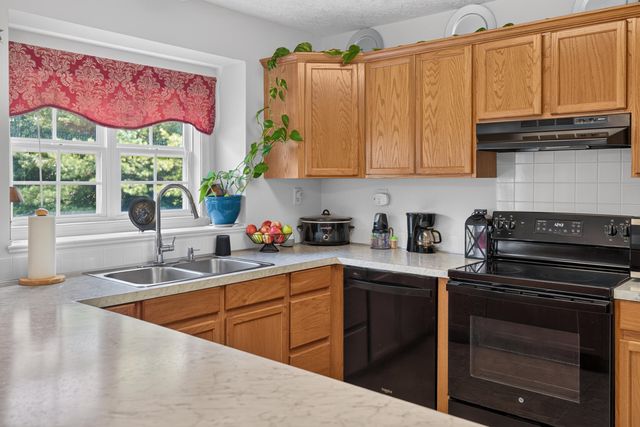 5072 Middleton Place, Lexington, KY 40515