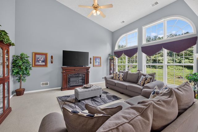 5072 Middleton Place, Lexington, KY 40515