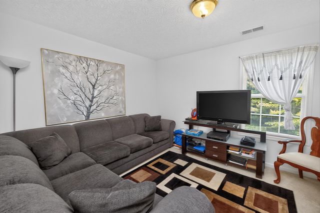 5072 Middleton Place, Lexington, KY 40515